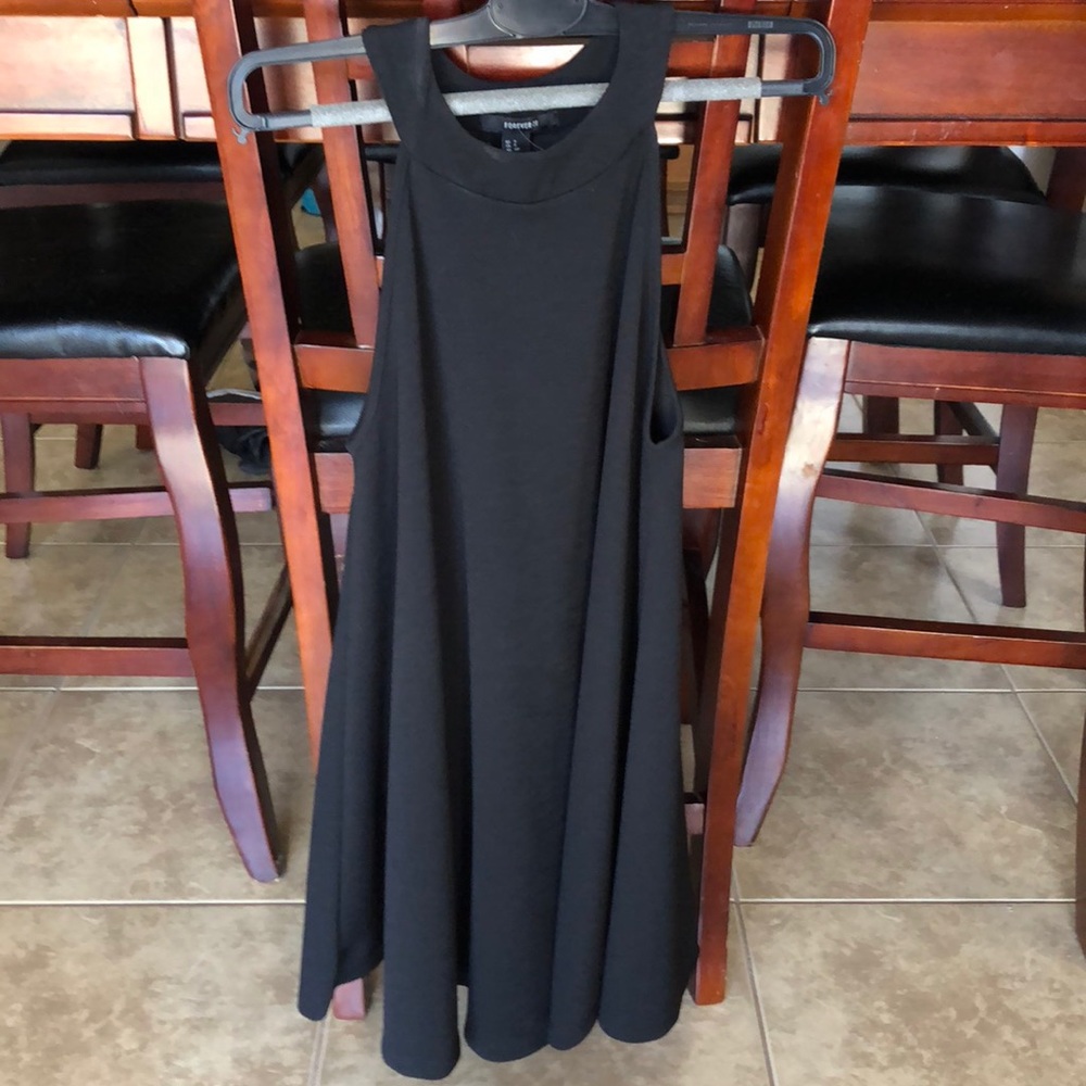 Black simple dress!